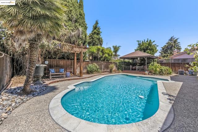 4943 Rice DR, San Jose CA: https://media.crmls.org/mediaz/a0c02dcc-2dca-4dce-8440-24f1c015cb5b.jpg