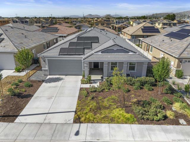 28382 Hopscotch dr,  CA: https://media.crmls.org/mediaz/a0c0c183-a57d-4f9e-8e84-98c07c6fb1e2.jpg