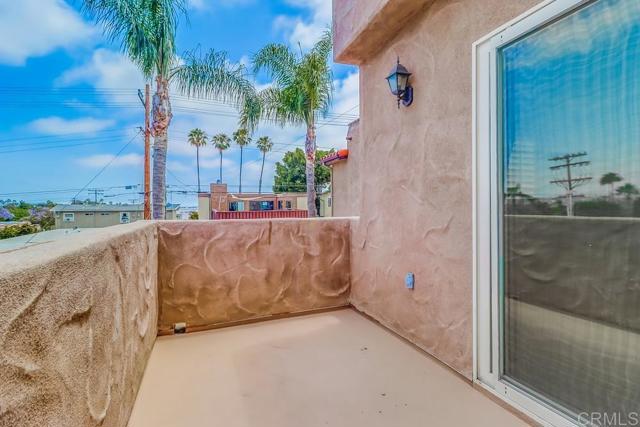 2167 Grand Avenue, San Diego CA: https://media.crmls.org/mediaz/a0c0c7a6-c548-4dd6-9d98-55d466005fb7.jpg