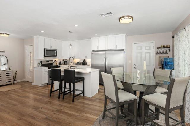 833 Halecrest Drive, Chula Vista CA: https://media.crmls.org/mediaz/a0c12142-336b-4368-a2df-8c640d8fd40b.jpg