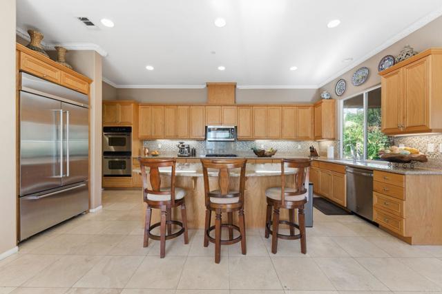 Detail Gallery Image 9 of 73 For 15141 Post Oak Ln, El Cajon,  CA 92021 - 3 Beds | 3/1 Baths