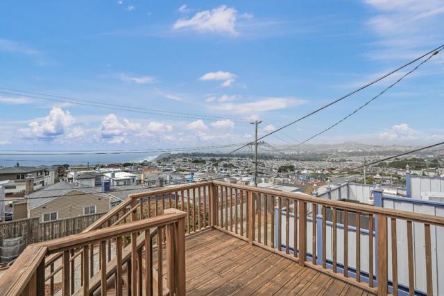 78 Seacliff Avenue, Daly City CA: https://media.crmls.org/mediaz/a0c6b7bd-17e2-459c-b677-d8d8209f74ff.jpg