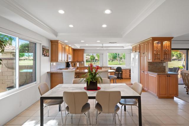 38 Conejo Circle, Palm Desert CA: https://media.crmls.org/mediaz/a0c8334b-3b1e-41e5-a850-8a4968c04554.jpg