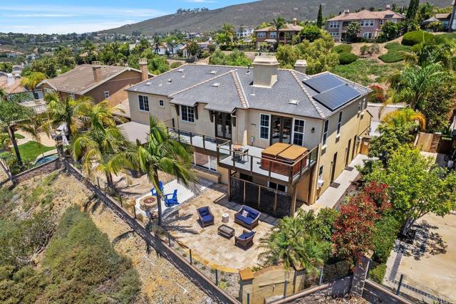 7661 Sitio Algodon, Carlsbad CA: https://media.crmls.org/mediaz/a0c84ba9-3ac9-49d7-90d1-eb8c4598a812.jpg