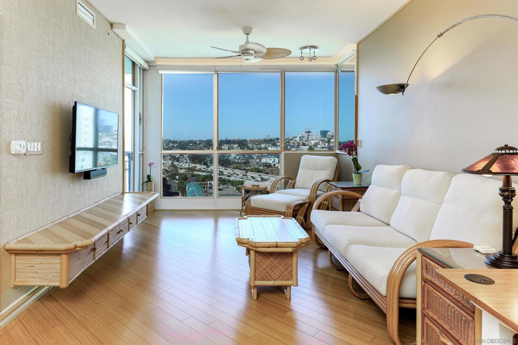 300 Beech St - photo 5