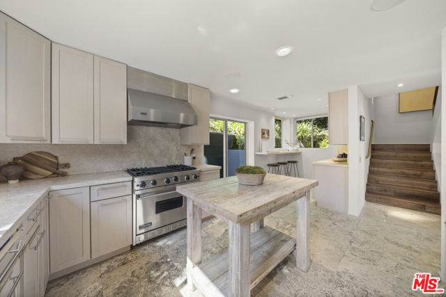 3625 Lowry Road, Los Angeles CA: https://media.crmls.org/mediaz/a0c8d2b9-0d8a-4119-920e-3a79d6150c4c.jpg