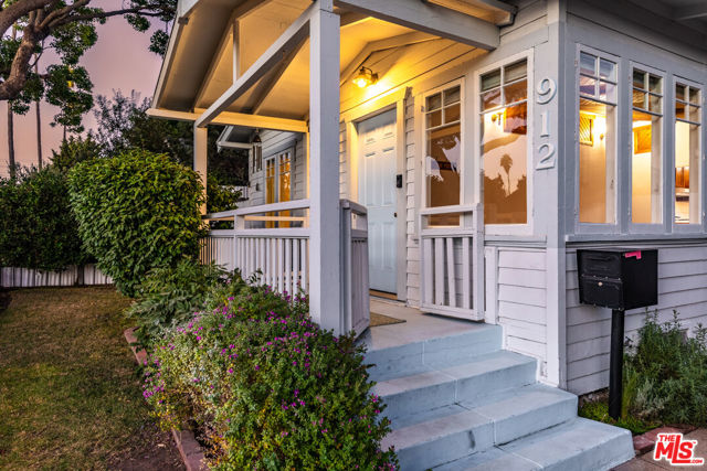 912 Victoria Avenue photo 3