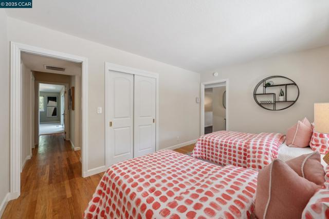 149 Rock Oak Court, Walnut Creek CA: https://media.crmls.org/mediaz/a0c989e8-3399-4e63-ad06-73ee9618f8f5.jpg