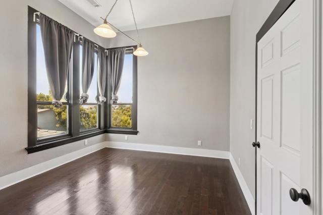 2521 Grande Vista Avenue, Oakland CA: https://media.crmls.org/mediaz/a0c9f661-f6f4-4408-9a2b-69bfb82bb084.jpg