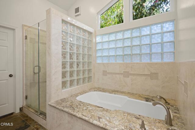 Detail Gallery Image 11 of 36 For 346 Chelan Ct, Simi Valley,  CA 93065 - 5 Beds | 3/1 Baths