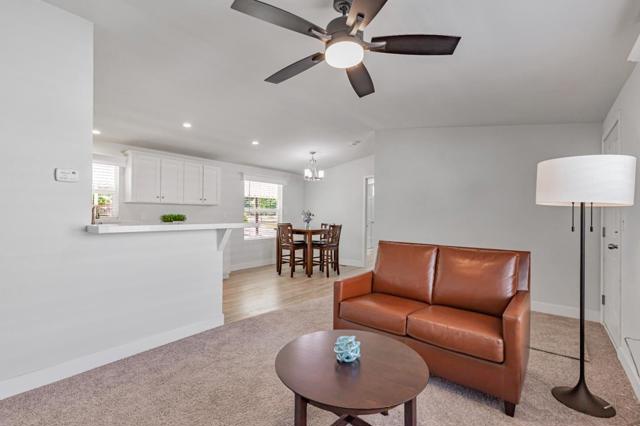 26814 S Mooney Boulevard, Visalia CA: https://media.crmls.org/mediaz/a0cb2fec-85ff-4b53-b56f-5006aa45bc70.jpg
