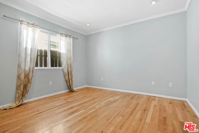 1246 N Genesee Avenue, West Hollywood CA: https://media.crmls.org/mediaz/a0cb9958-66d2-4d64-aee3-62a6bae17bc8.jpg