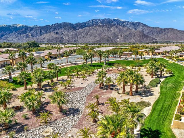 28621 W Natoma Drive, Cathedral City CA: https://media.crmls.org/mediaz/a0ccbbd1-7988-4783-b092-58c74df123d4.jpg