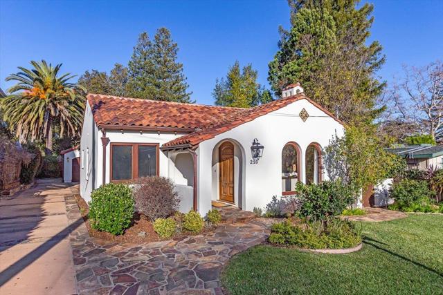 216 San Mateo Avenue, Los Gatos CA: https://media.crmls.org/mediaz/a0cd76ae-e8c4-4ec3-a00f-bc2b13133924.jpg