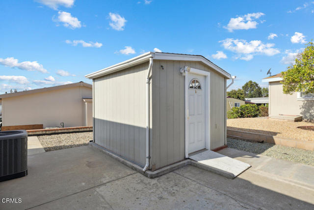 Detail Gallery Image 40 of 45 For 139 Dickens Cir #139,  Ventura,  CA 93003 - 3 Beds | 2 Baths