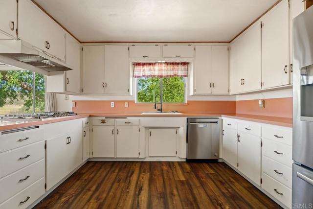 Detail Gallery Image 13 of 45 For 33805 Highway 94, Campo,  CA 91906 - 5 Beds | 3/2 Baths
