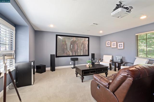3100 Fox Creek Dr, Danville CA: https://media.crmls.org/mediaz/a0cf2879-ce28-45c0-b516-9da024244a7e.jpg