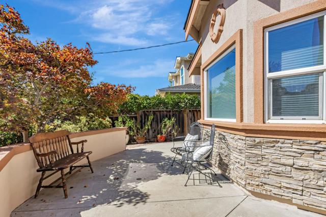 10881 Barranca Drive, Cupertino CA: https://media.crmls.org/mediaz/a0cf607f-e000-434d-a70f-bc26f416f539.jpg