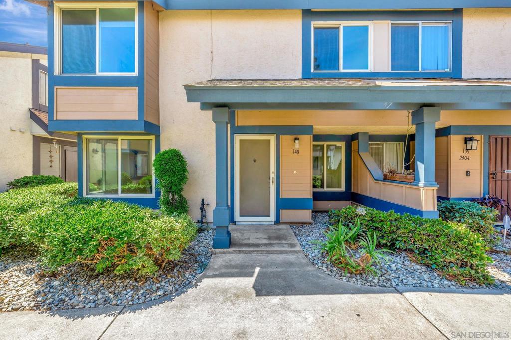 MLS #250034527SD img 2