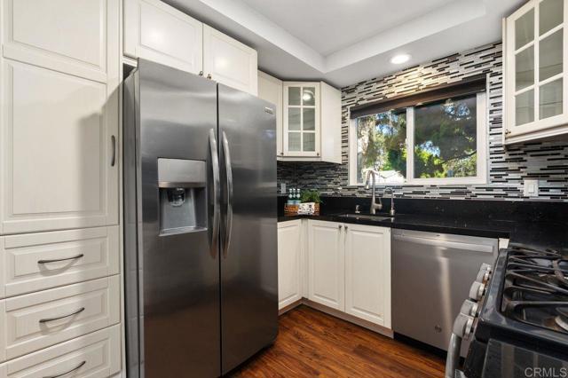 Detail Gallery Image 14 of 37 For 4369 Dowitcher Way, Oceanside,  CA 92057 - 2 Beds | 2 Baths