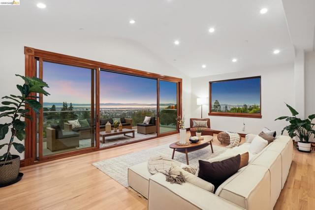 Image 20 of 60 For 33 Somerset Rd