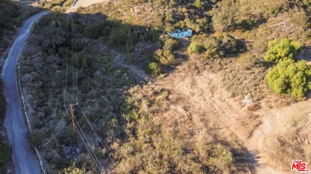 23629 Zuniga Road, Topanga CA: https://media.crmls.org/mediaz/a0d4e93e-8287-492d-897c-9b9500e4e571.jpg