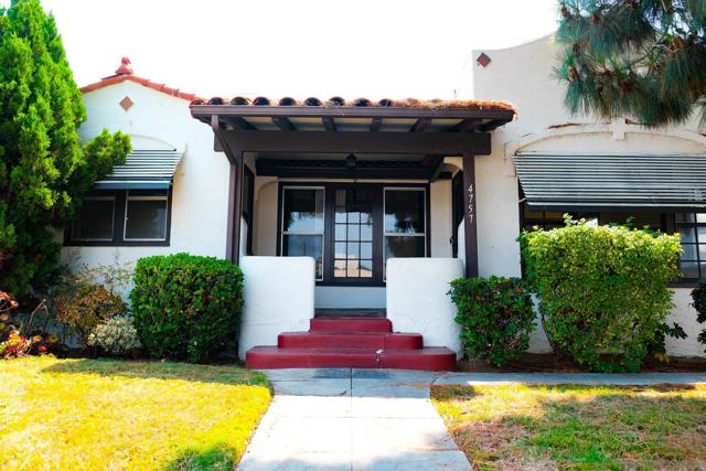 4757 59 Kensington Dr, San Diego CA: https://media.crmls.org/mediaz/a0d50cd6-ec31-4bf1-ac97-5887cbefcfb1.jpg