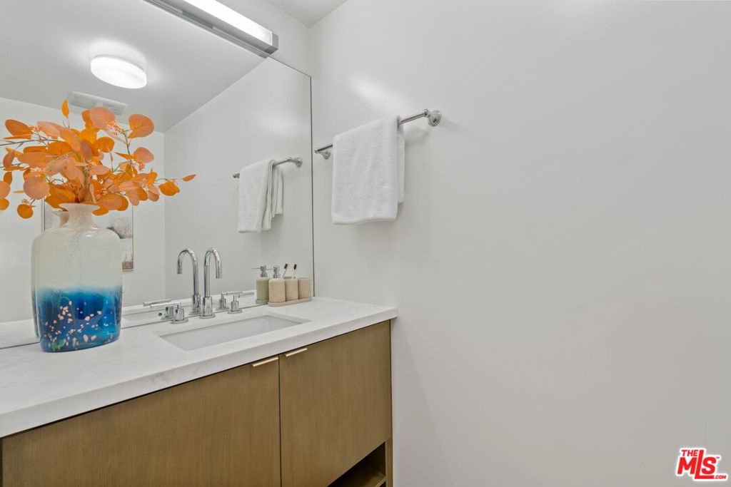 MLS #25604903 image #13