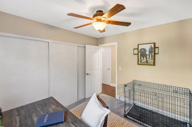 15410 Oak Hills Drive, Salinas CA: https://media.crmls.org/mediaz/a0d5f269-e2d7-4afe-8c68-e2155c982008.jpg