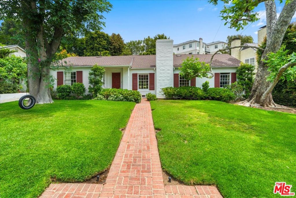 146 N Gunston Drive