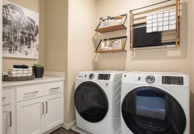 3032 Benetti Street, Lathrop CA: https://media.crmls.org/mediaz/a0d82b27-624b-4e43-913c-62540b8e8e58.jpg