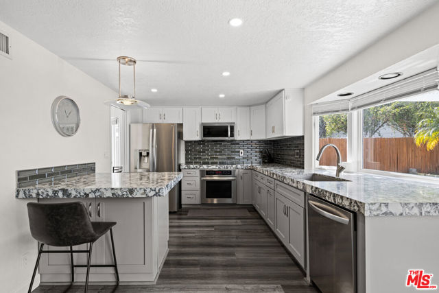 3059 Heather Drive, Fullerton CA: https://media.crmls.org/mediaz/a0d82e57-06a2-435e-ac13-667f9b1e10c1.jpg