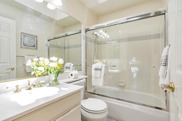 10 Tyrella Court, Mountain View CA: https://media.crmls.org/mediaz/a0d9105a-6778-43e0-90bd-62b7851d964c.jpg