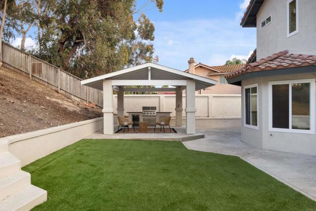 Detail Gallery Image 6 of 38 For 4350 Point Reyes Ct, Carlsbad,  CA 92010 - 4 Beds | 2/1 Baths