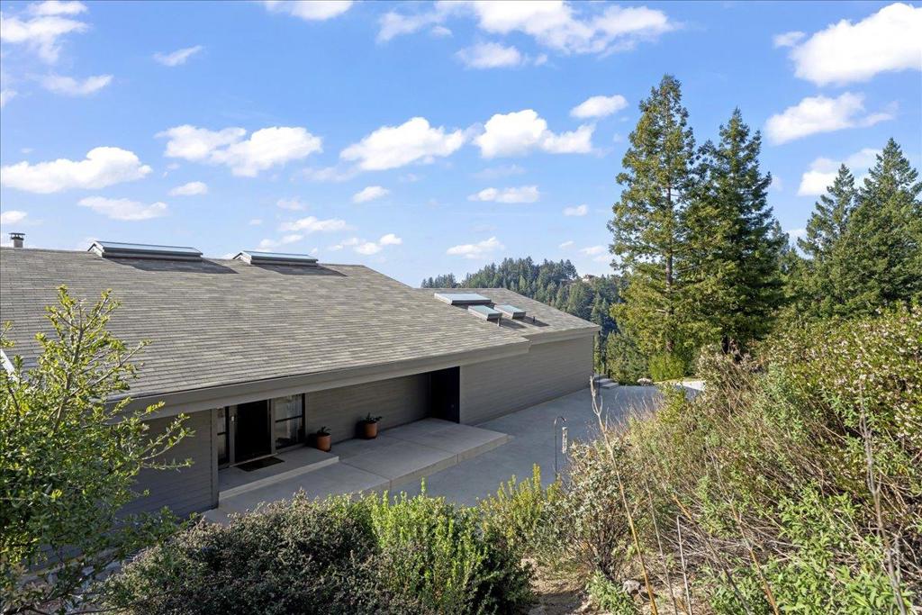 12336 Indian Rock Way