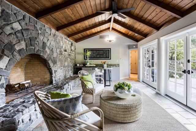 976 Laurel Glen Drive, Palo Alto CA: https://media.crmls.org/mediaz/a0db345d-cd09-4c90-99dc-5daca0be3be5.jpg