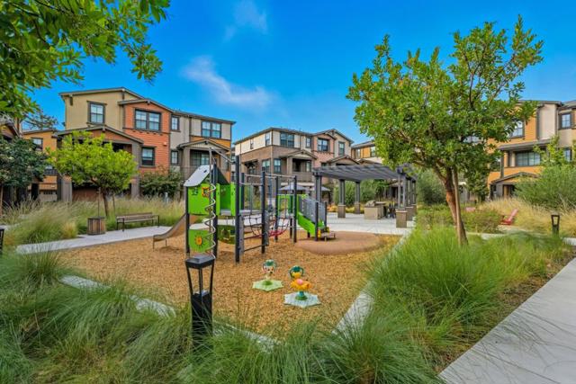 347 N Rengstorff Avenue, Mountain View CA: https://media.crmls.org/mediaz/a0dbaa06-2cef-4d18-9bb7-82d24d92b13c.jpg