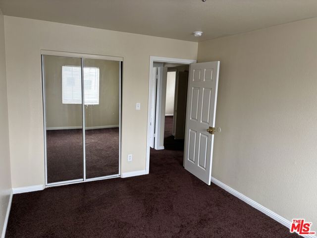 242 W 60th Street, Los Angeles CA: https://media.crmls.org/mediaz/a0dc4b13-594b-4697-b3c0-77294e84f884.jpg