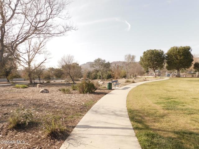 467 Sundance Street, Thousand Oaks CA: https://media.crmls.org/mediaz/a0dec7d1-4f0c-479b-a2da-722259043dd7.jpg