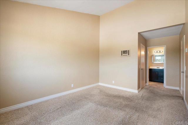 Detail Gallery Image 10 of 28 For 730 Silver Dr, Vista,  CA 92083 - 3 Beds | 2/1 Baths
