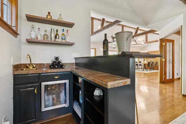 23110 Old Santa Cruz Highway, Los Gatos CA: https://media.crmls.org/mediaz/a0df8522-fc9e-43cf-ac9b-1207d282c3a3.jpg