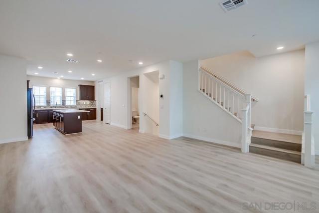 Image 3 of 39 For 12962 Peppergrass Creek Gate  43