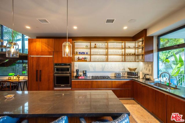 1724 N Sierra Bonita Avenue, Los Angeles CA: https://media.crmls.org/mediaz/a0e2d08d-cc33-43cf-9ffb-34ac255a0c74.jpg