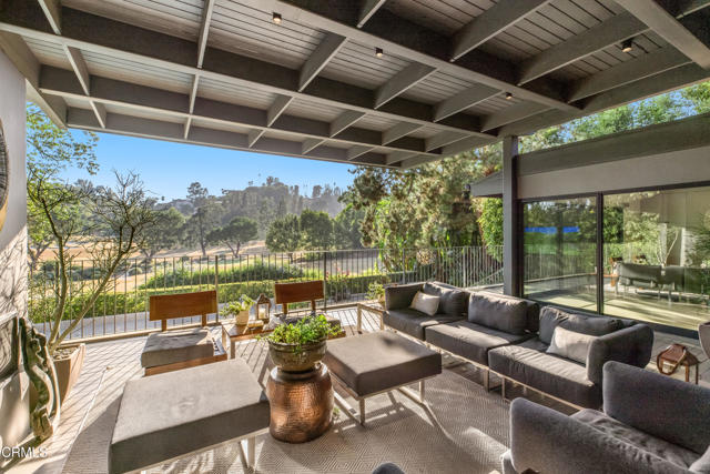 1240 Chateau Road, Pasadena CA: https://media.crmls.org/mediaz/a0e4467c-3cd2-4dc4-be1c-b9c1d9535592.jpg