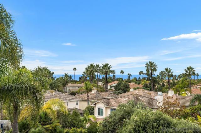 7521 Navigator Circle, Carlsbad CA: https://media.crmls.org/mediaz/a0e5a561-1229-44ad-81c6-6af89b0f664e.jpg