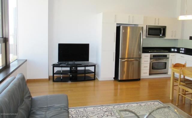 Detail Gallery Image 4 of 33 For 1100 Wilshire Bld #2203,  Los Angeles,  CA 90017 - 1 Beds | 1 Baths