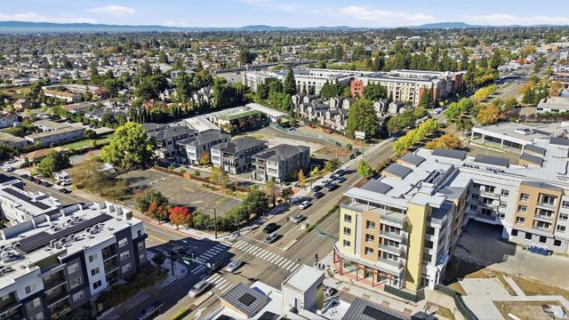 490 Trace Lane, Hayward CA: https://media.crmls.org/mediaz/a0e623b5-951e-4b7e-8151-5537c17a50db.jpg