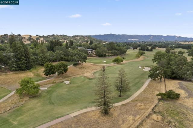 47 Bella Vista Ct, Diablo CA: https://media.crmls.org/mediaz/a0e6ec2e-4807-4d00-89bd-3fb175baf117.jpg