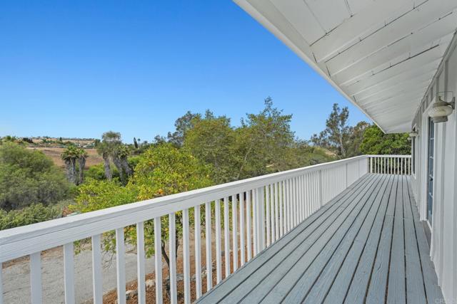 Detail Gallery Image 4 of 46 For 2835 Guajome Lake Rd, Oceanside,  CA 92057 - 3 Beds | 2 Baths