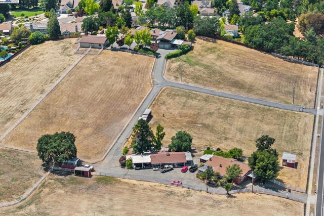 4558 Bernal Ave, Pleasanton CA: https://media.crmls.org/mediaz/a0e8f9b7-6aee-421a-922c-27bd163772c5.jpg